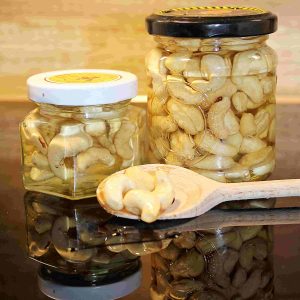 Akácmézes kesudió